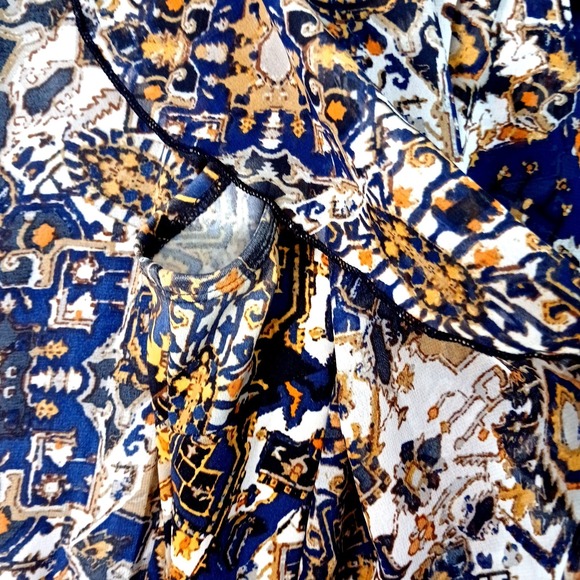 Notations Shirt Womens Medium Boho Floral Abstract Print Keyhole Blouse Top - Picture 6 of 7